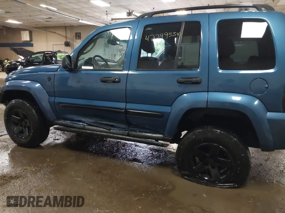 2005 Jeep Liberty Limited with VIN 1J4GL58525W610421, listed as a IAAI auction lot 42299334 with 177,613 mi miles and . Bid and sale history available at DreamBid. Image 6.