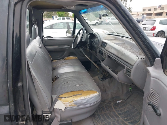 1994 Ford F-150 with VIN 1FTDF15Y3RLA06553, listed as a IAAI auction lot 42464636 with 190,820 mi miles and . Bid and sale history available at DreamBid. Image 5.