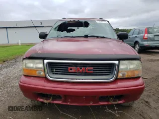 2002 GMC Sonoma SLS with VIN 1GTDT13W62K203061, listed as a Copart auction lot 83095774 with 136,118 mi miles and Salvage Title. Bid and sale history available at carsss.com. Image 5.