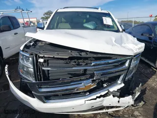 2017 Chevrolet Suburban Premier with VIN 1GNSKJKC9HR117378, listed as a IAAI auction lot 41610682 with 1 mi miles. Bid and sale history available at carsss.com. Image 12.