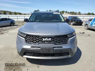 2022 Kia Sorento X-Line S z VIN 5XYRLDLC5NG085365, wystawiony jako Copart lot #53305855 z przebiegiem 45 128 mil mil oraz Szkody całkowita. Historia ofert i sprzedaży dostępna na DreamBid. Obrazek 5.