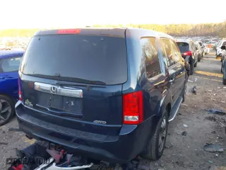 2012 Honda Pilot EX-L with VIN 5FNYF4H68CB002750, listed as a IAAI auction lot 41184212 with 227,798 mi miles. Bid and sale history available at carsss.com. Image 4.