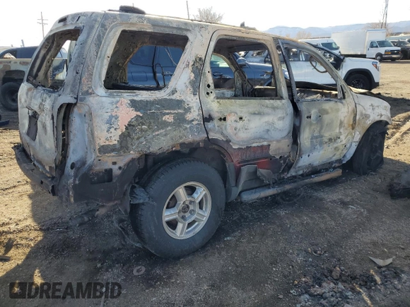 2004 Ford Escape XLS with VIN 1FMYU92194KA80535, listed as a Copart auction lot 44060405 with Not Provided miles and Non Repairable. Bid and sale history available at DreamBid. Image 3.