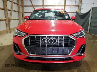 2025 Audi Q3 S line Premium z VIN WA1DECF30S1016132, wystawiony jako Copart lot #55785515 z przebiegiem Nie podano mil oraz Czysty tytuł • Clean title. Historia ofert i sprzedaży dostępna na DreamBid. Obrazek 5.