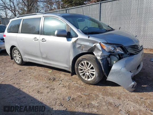 2013 Toyota Sienna XLE AAS with VIN 5TDYK3DC1DS391293, listed as a IAAI auction lot 41694041 with 181,913 mi miles. Bid and sale history available at carsss.com. Image 1.