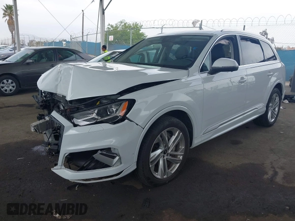 2022 Audi Q7 Premium Plus with VIN WA1LXBF75ND022305, listed as a IAAI auction lot 42169110 with 29,127 mi miles and . Bid and sale history available at DreamBid. Image 17.