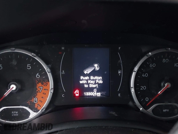 2018 Jeep Renegade Sport z VIN ZACCJBAB5JPH20959, wystawiony jako IAAI lot #42209178 z przebiegiem 133 004 mil mil oraz . Historia ofert i sprzedaży dostępna na DreamBid. Obrazek 7.
