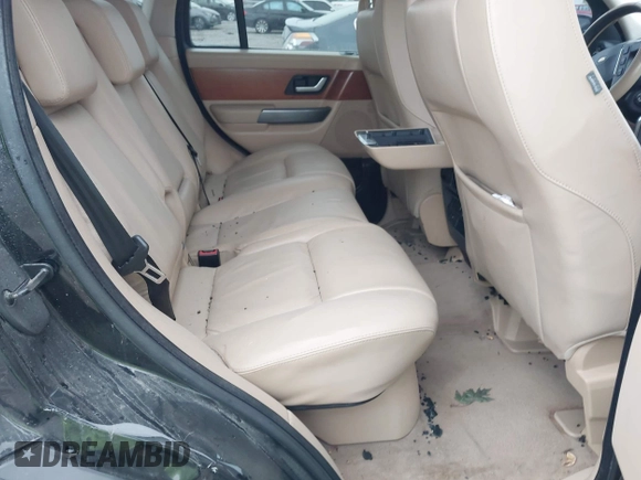 2007 Land Rover Range Rover Sport HSE with VIN SALSK254X7A108133, listed as a IAAI auction lot 42083885 with 193,010 mi miles and . Bid and sale history available at DreamBid. Image 8.
