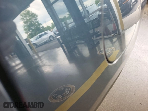 2020 Ford Escape SEL z VIN 1FMCU9H60LUB74495, wystawiony jako IAAI lot #42634880 z przebiegiem 39 530 mil mil oraz . Historia ofert i sprzedaży dostępna na DreamBid. Obrazek 8.