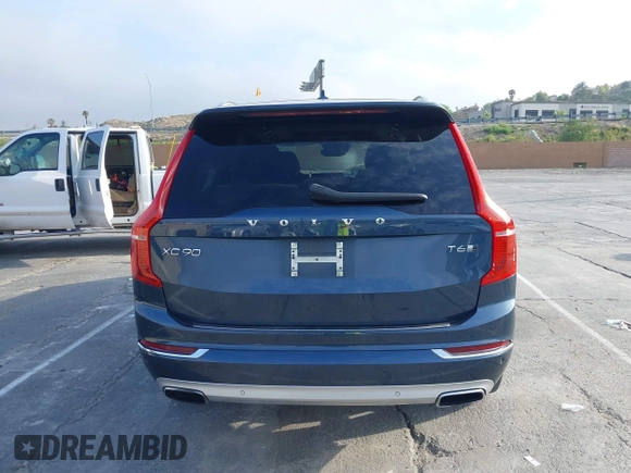 2019 Volvo XC90 Inscription with VIN YV4A22PL8K1425924, listed as a IAAI auction lot 42162668 with 159,305 mi miles. Bid and sale history available at carsss.com. Image 16.