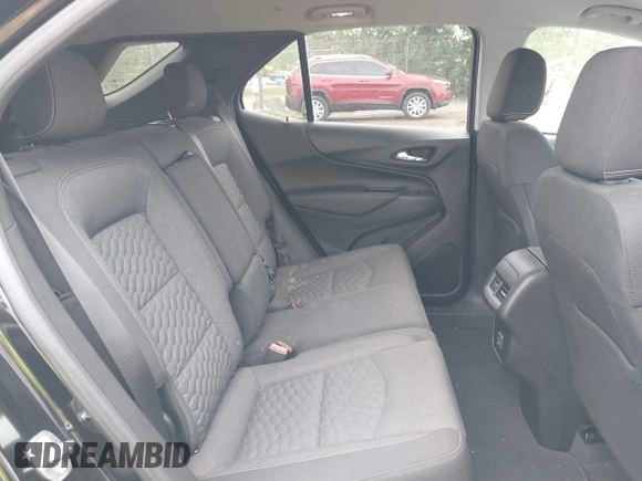 2019 Chevrolet Equinox LT with VIN 2GNAXUEVXK6248530, listed as a IAAI auction lot 37770905 with 34,991 mi miles. Bid and sale history available at carsss.com. Image 8.
