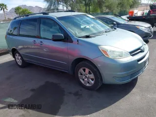 2005 Toyota Sienna CE with VIN 5TDZA23C15S237882, listed as a IAAI auction lot 41988071 with 223,490 mi miles. Bid and sale history available at carsss.com. Image 1.