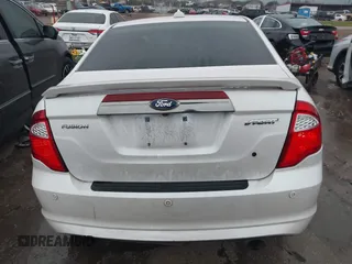 2011 Ford Fusion SPORT with VIN 3FAHP0KC2BR159150, listed as a IAAI auction lot 41546128 with 187,373 mi miles. Bid and sale history available at carsss.com. Image 16.