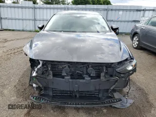 2019 Mazda 3 S Carbon Edition with VIN JM1BPBCM3K1123710, listed as a Copart auction lot 63765644 with 137,243 mi miles and Salvage title. Bid and sale history available at DreamBid. Image 5.