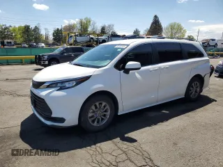 2023 Toyota Sienna LE z VIN 5TDKRKEC4PS147894, wystawiony jako Copart lot #56122245 z przebiegiem 84 263 mil mil oraz Szkoda całkowita • Salvage title. Historia ofert i sprzedaży dostępna na DreamBid. Obrazek 1.