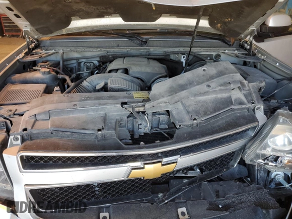 2013 Chevrolet Tahoe LS with VIN 1GNSCAE07DR335358, listed as a Copart auction lot 51713945 with 186,906 mi miles and Salvage title. Bid and sale history available at DreamBid. Image 13.