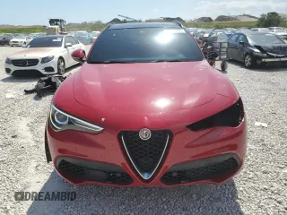 2020 Alfa Romeo Stelvio Ti z VIN ZASPAKBN1L7C86895, wystawiony jako Copart lot #49410355 z przebiegiem 1683 mil mil oraz Szkody całkowita. Historia ofert i sprzedaży dostępna na DreamBid. Obrazek 5.