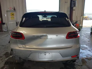 2017 Porsche Macan Turbo с VIN WP1AF2A53HLB60570, выставлен на аукционе IAAI как лот 42499063 с пробегом 49 065 миль миль и . История ставок и продаж доступна на DreamBid. Изображение 16.