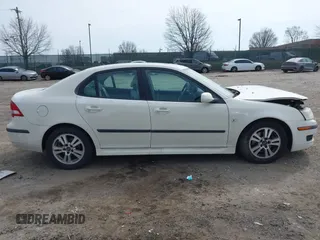 2006 Saab 9-3 z VIN YS3FD49Y661133792, wystawiony jako IAAI lot #41776125 z przebiegiem 122 093 mil mil oraz . Historia ofert i sprzedaży dostępna na DreamBid. Obrazek 12.