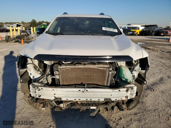 2022 GMC Acadia SLT with VIN 1GKKNMLS9NZ111894, listed as a Copart auction lot 42043365 with 42,688 mi miles and Salvage Title. Bid and sale history available at carsss.com. Image 5.