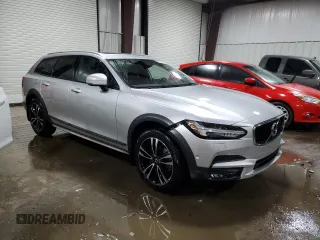 2018 Volvo V90 z VIN YV4102NK0J1033440, wystawiony jako Copart lot #38574003 z przebiegiem 11 451 mil mil oraz . Historia ofert i sprzedaży dostępna na DreamBid. Obrazek 4.