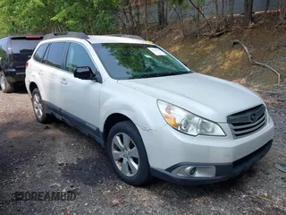 2011 Subaru Outback Premium z VIN 4S4BRBCC7B3310918, wystawiony jako IAAI lot #42411197 z przebiegiem 187 104 mil mil oraz . Historia ofert i sprzedaży dostępna na DreamBid. Obrazek 1.