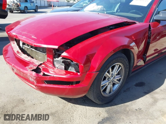 2009 Ford Mustang with VIN 1ZVHT80N795100825, listed as a IAAI auction lot 40588649 with 134,411 mi miles and . Bid and sale history available at carsss.com. Image 15.