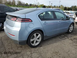 2014 Chevrolet Volt with VIN 1G1RF6E42EU173628, listed as a Copart auction lot 52134665 with 68,145 mi miles and Salvage Title. Bid and sale history available at DreamBid. Image 3.