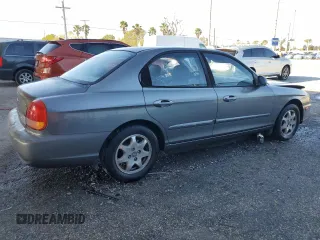 2001 Hyundai Sonata GLS with VIN KMHWF35V21A498000, listed as a Copart auction lot 47246965 with 111,616 mi miles and Salvage Title. Bid and sale history available at carsss.com. Image 3.