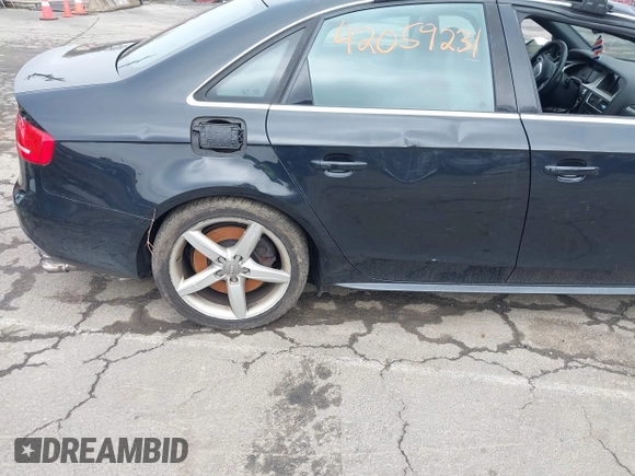2012 Audi S4 Premium Plus z VIN WAUDGAFL4CA092360, wystawiony jako IAAI lot #42059231 z przebiegiem 172 696 mil mil oraz . Historia ofert i sprzedaży dostępna na DreamBid. Obrazek 19.