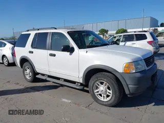 2003 Ford Explorer XLS z VIN 1FMZU72K03ZA26581, wystawiony jako IAAI lot #42293777 z przebiegiem 111 291 mil mil oraz . Historia ofert i sprzedaży dostępna na DreamBid. Obrazek 1.