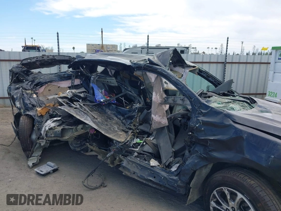 2018 Chevrolet Equinox LT with VIN 2GNAXJEV0J6208938, listed as a IAAI auction lot 39715043 with 1 mi miles. Bid and sale history available at carsss.com. Image 6.