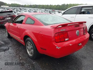 2005 Ford Mustang Deluxe with VIN 1ZVFT80NX55170109, listed as a IAAI auction lot 41981308 with 84,419 mi miles. Bid and sale history available at carsss.com. Image 3.