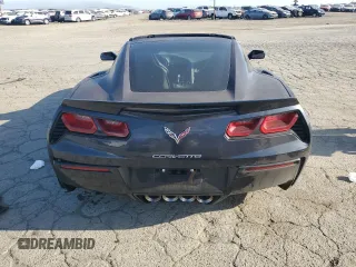 2015 Chevrolet Corvette 1LT z VIN 1G1YB2D77F5112539, wystawiony jako Copart lot #54171285 z przebiegiem 65 575 mil mil oraz Szkoda całkowita • Salvage title. Historia ofert i sprzedaży dostępna na DreamBid. Obrazek 6.