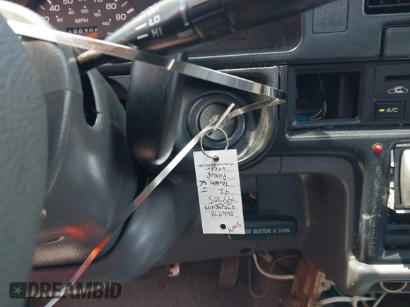 1992 Toyota Pickup DLX with VIN JT4RN93P8N5066778, listed as a IAAI auction lot 42508499 with 199,705 mi miles and . Bid and sale history available at DreamBid. Image 11.
