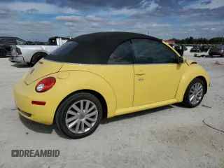 2008 Volkswagen Beetle SE with VIN 3VWRF31Y68M415714, listed as a Copart auction lot 41747365 with 84,406 mi miles and Salvage title. Bid and sale history available at DreamBid. Image 3.