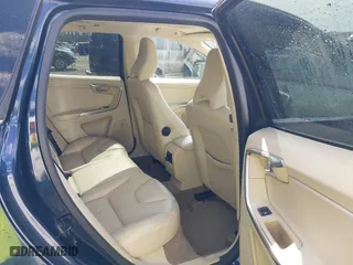 2013 Volvo XC60 T6 with VIN YV4902DZ9D2441547, listed as a IAAI auction lot 42028493 with 106,212 mi miles. Bid and sale history available at carsss.com. Image 8.