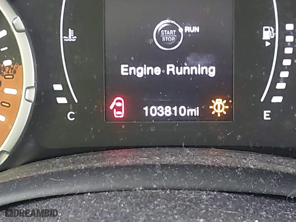 2017 Jeep Renegade Altitude with VIN ZACCJABB9HPG45573, listed as a IAAI auction lot 40929936 with 103,810 mi miles. Bid and sale history available at carsss.com. Image 15.