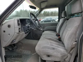 1998 Chevrolet Silverado 1500 with VIN 1GCEK14R6WE171264, listed as a Copart auction lot 53724175 with 152,830 mi miles and Non Repairable. Bid and sale history available at DreamBid. Image 7.