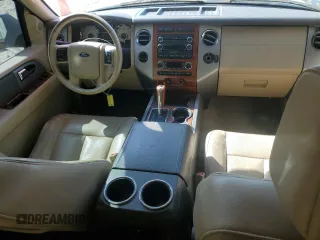 2008 Ford Expedition Eddie Bauer z VIN 1FMFU17518LA16767, wystawiony jako Copart lot #53428865 z przebiegiem 400 310 mil mil oraz Szkody całkowita. Historia ofert i sprzedaży dostępna na DreamBid. Obrazek 8.