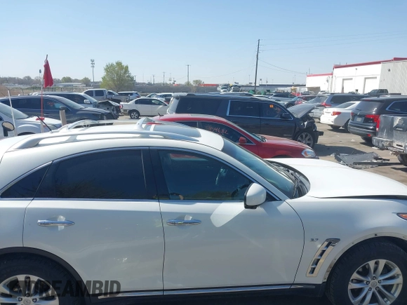 2014 Infiniti QX70 with VIN JN8CS1MW7EM413033, listed as a IAAI auction lot 41993136 with 148,838 mi miles and . Bid and sale history available at DreamBid. Image 14.