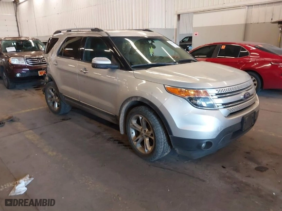 2013 Ford Explorer Limited with VIN 1FM5K8F81DGC06481, listed as a IAAI auction lot 41450796 with 173,488 mi miles. Bid and sale history available at carsss.com. Image 1.
