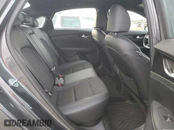 2021 Kia Forte GT-Line with VIN 3KPF34AD1ME361227, listed as a Copart auction lot 44463255 with 36,823 mi miles and Salvage Title. Bid and sale history available at carsss.com. Image 10.