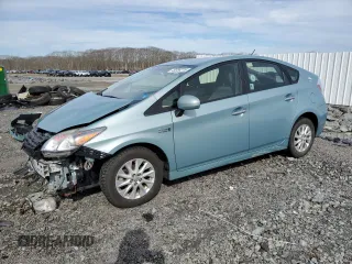 2013 Toyota Prius with VIN JTDKN3DP2D3034626, listed as a Copart auction lot 49388215 with 184,890 mi miles and Clean Title. Bid and sale history available at DreamBid. Image 1.
