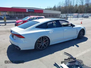 2021 Audi S7 Prestige z VIN WAUSFBF22MN075994, wystawiony jako IAAI lot #41903379 z przebiegiem Nie podano mil oraz . Historia ofert i sprzedaży dostępna na DreamBid. Obrazek 4.