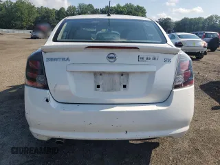 2012 Nissan Sentra S z VIN 3N1AB6AP6CL686844, wystawiony jako Copart lot #64659235 z przebiegiem 114 206 mil mil oraz Czysty tytuł • Clean title. Historia ofert i sprzedaży dostępna na DreamBid. Obrazek 6.