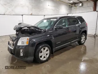 2015 GMC Terrain SLE z VIN 2GKFLVEK9F6149407, wystawiony jako Copart lot #56073465 z przebiegiem 91 994 mil mil oraz Czysty tytuł • Clean title. Historia ofert i sprzedaży dostępna na DreamBid. Obrazek 1.