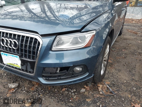 2015 Audi Q5 Premium with VIN WA1CFAFP3FA092157, listed as a IAAI auction lot 41229348 with 134,269 mi miles. Bid and sale history available at carsss.com. Image 6.