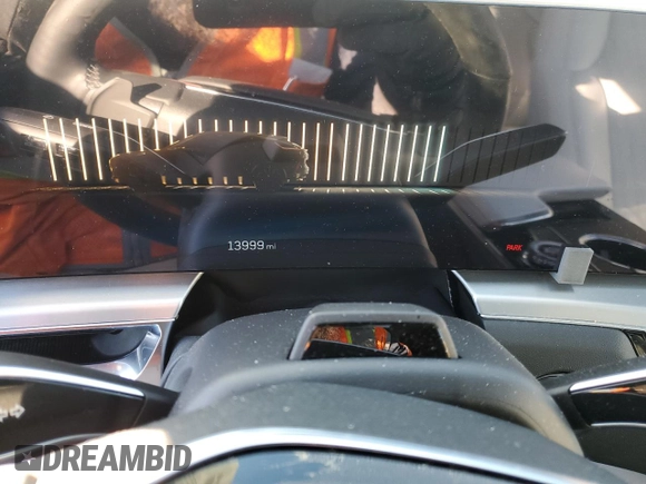 2024 Cadillac LYRIQ Luxury z VIN 1GYKPSRL0RZ110420, wystawiony jako Copart lot #42680525 z przebiegiem 13 999 mil mil oraz Szkoda całkowita • Salvage title. Historia ofert i sprzedaży dostępna na DreamBid. Obrazek 9.