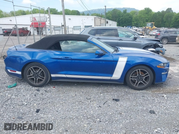 2018 Ford Mustang EcoBoost Premium z VIN 1FATP8UH3J5124748, wystawiony jako IAAI lot #42295710 z przebiegiem 143 000 mil mil oraz . Historia ofert i sprzedaży dostępna na DreamBid. Obrazek 13.
